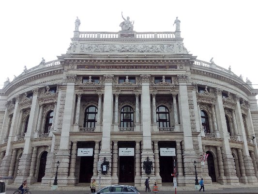 2. Rakouské národní divadlo ve Vídni – Burgtheater